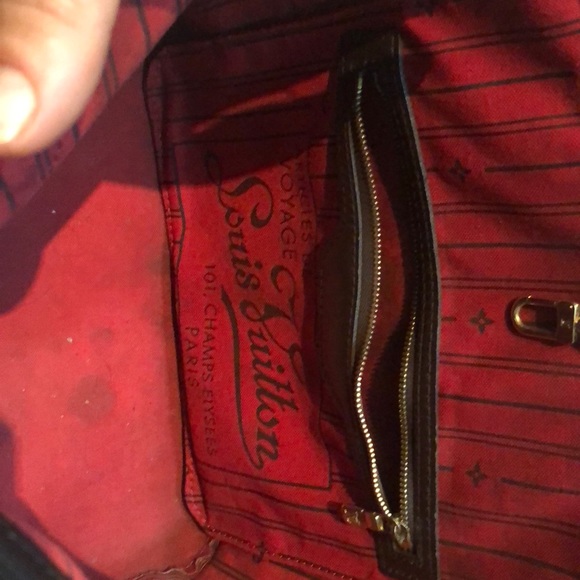 Authentic LV Damier Ebene PM SOLD - Picture 4 of 8